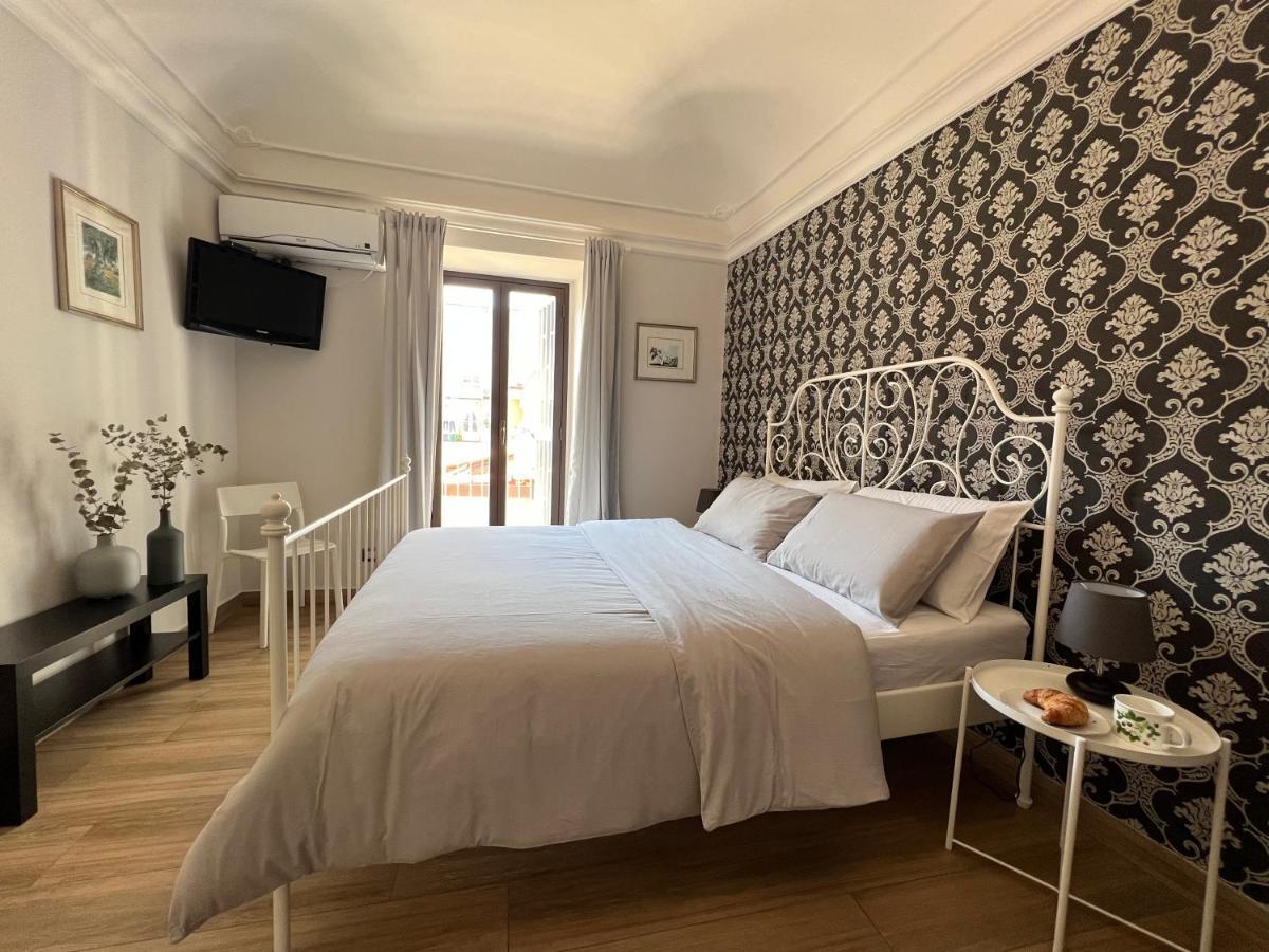 Emanuele Room คาตาเนีย ภายนอก รูปภาพ